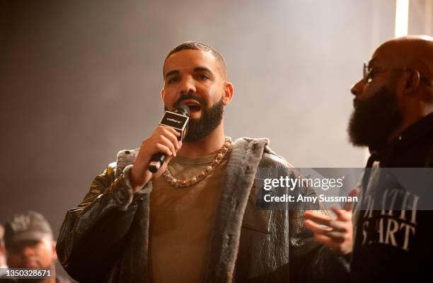 Drake speaks onstage during Drake's Till Death Do Us Part rap battle on October 30, 2021 in Long Beach, California.