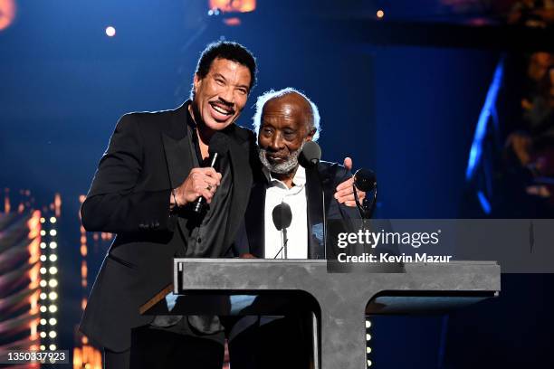 Lionel Richie presents Clarence Avant the Ahmet Ertegun Award onstage during the 36th Annual Rock & Roll Hall Of Fame Induction Ceremony at Rocket...