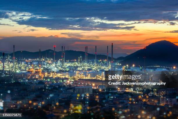 products and services for the oil refining and petrochemical industries - chonburi province stock pictures, royalty-free photos & images