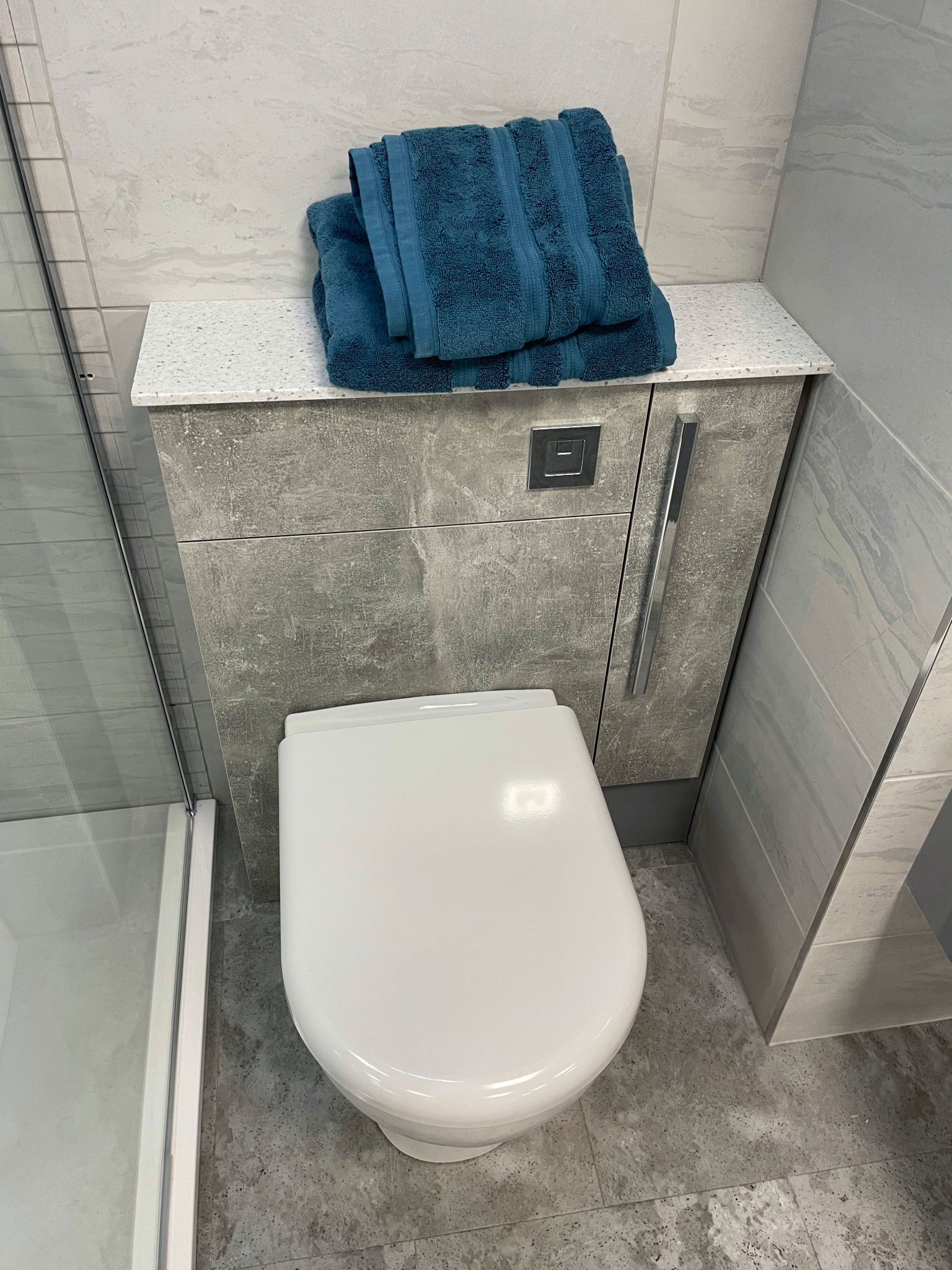 space-saving bathroom design