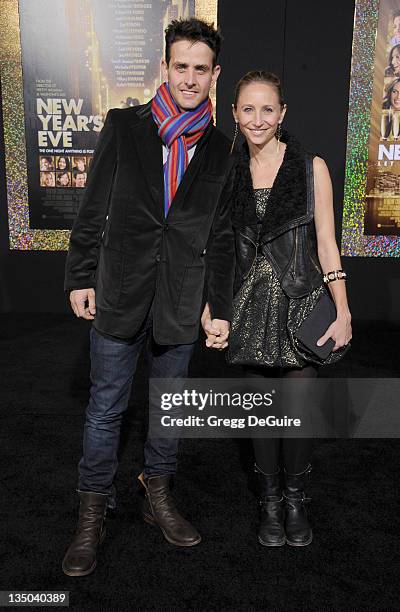 71 Joey Mcintyre Wife Stock Photos High Res Pictures And Images 71-joey-mcintyre-wife-stock-photos-high-res-pictures-and-images