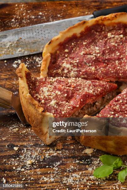 classic deep dish chicago style pizza pie - deep dish pizza stock pictures, royalty-free photos & images