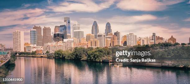 panorama of philadelphia city - philadelphia skyline bildbanksfoton och bilder