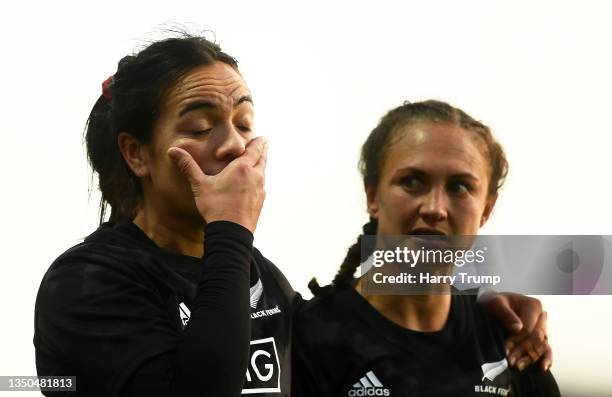 Stacey Fluhler and Les Elder of New Zealand react after the Autumn International match between England Red Roses and New Zealand at Sandy Park on...