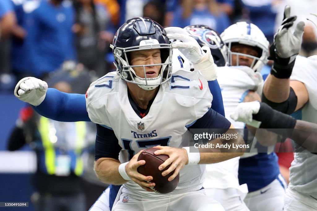 Tennessee Titans v Indianapolis Colts
