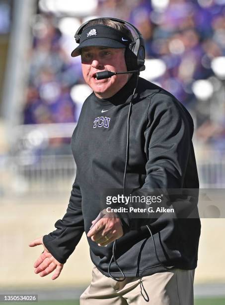 Head coach Gary Patterson of the TCU Horned Frogs calls out instructions during the first half against the Kansas State Wildcats at Bill Snyder...