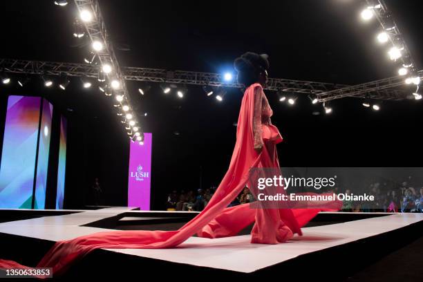 Derenle Edun walks the runway for Lush Hair, during Lagos Fashion Week 2021 on October 30, 2021 in Lagos, Nigeria.