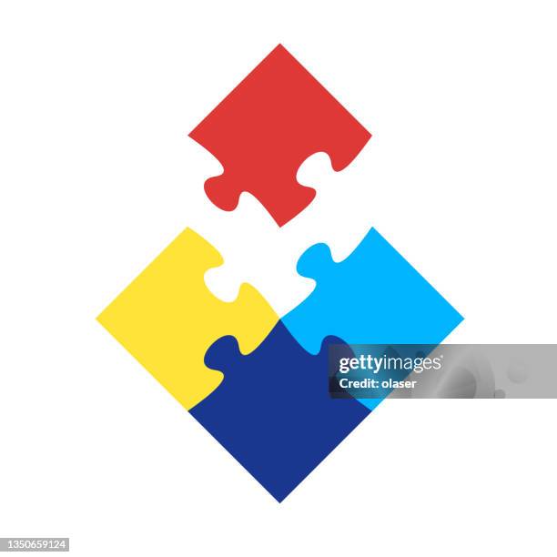 match: hinzufügen des letzten teils zum kompletten puzzle - vier gegenstände stock-grafiken, -clipart, -cartoons und -symbole
