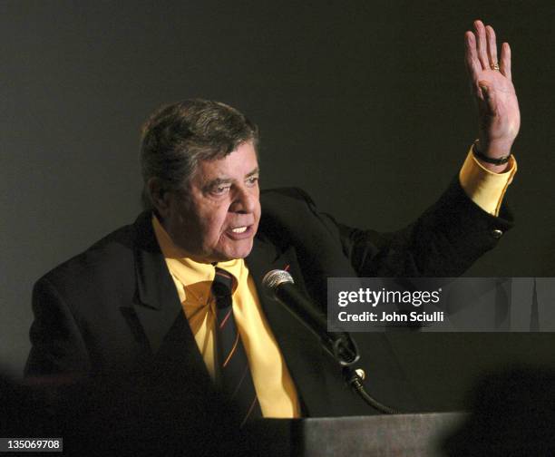Jerry Lewis, winner of the Career Achievement Award