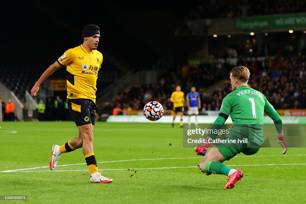 Wolverhampton Wanderers v Everton - Premier League