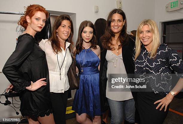 Lydia Hearst, Jessica Meisels, Michelle Trachtenberg, Jeniffer Goldman and Rachel Zales backstage at NIOXIN Hairstyling for Alvin Valley Fall 2007