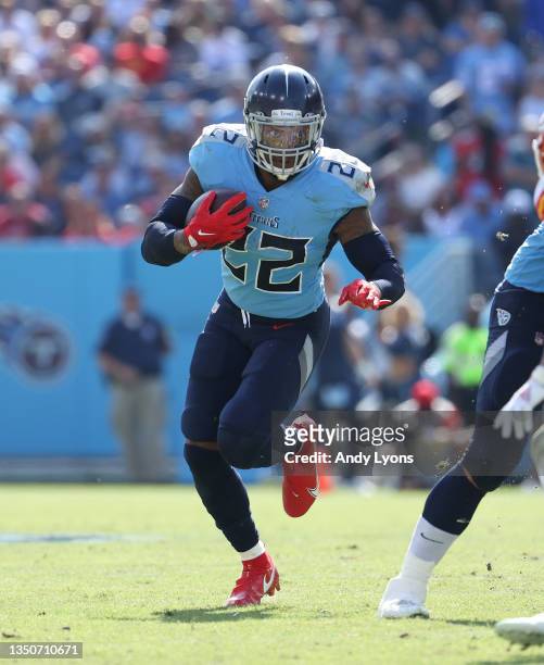 Derrick Henry of the Tennessee Titans against the Kansas City Chiefs at Nissan Stadium on October 24, 2021 in Nashville, Tennessee.
