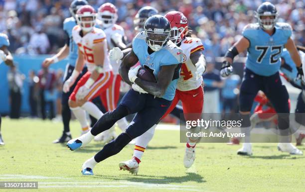 Julio Jones of the Tennessee Titans against the Kansas City Chiefs at Nissan Stadium on October 24, 2021 in Nashville, Tennessee.