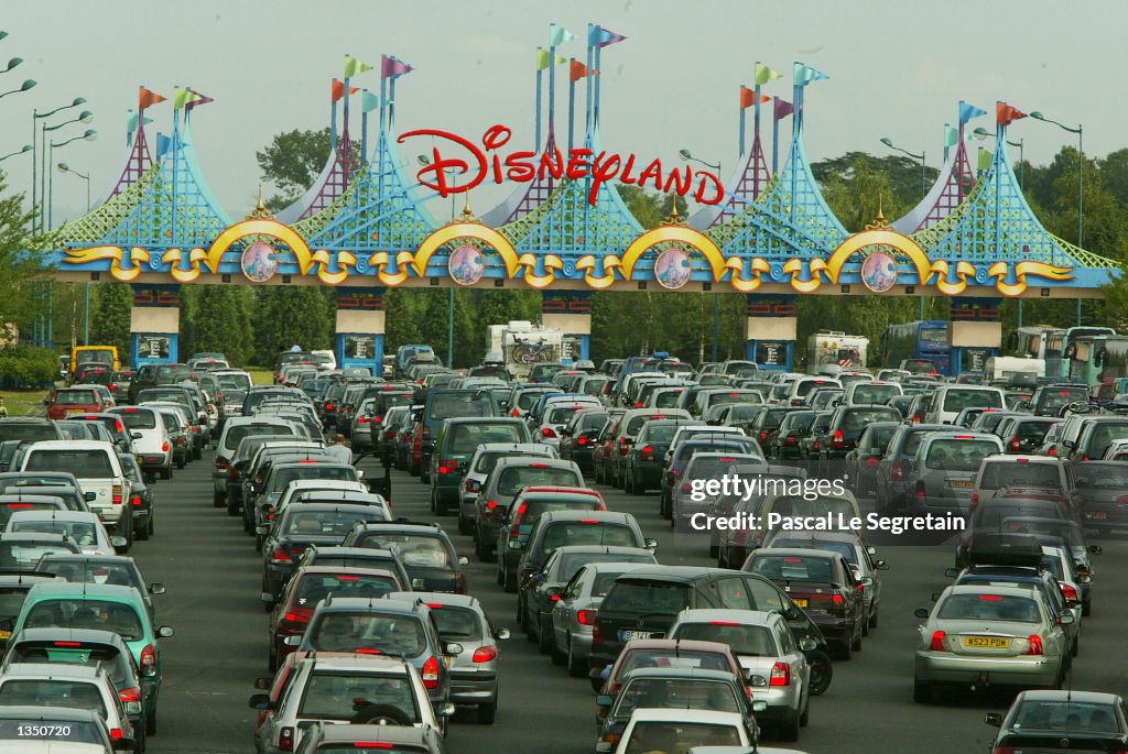 Disneyland Paris Becomes One Of Europe's Most Popular Attractions 