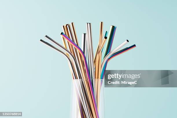reusable metal straws - straw stockfoto's en -beelden