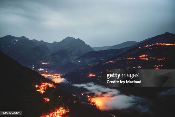 between sky and mountain - grass clearcut stock pictures, royalty-free photos & images