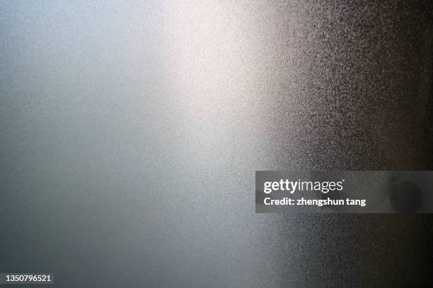 side lit matte metallic texture - silber hintergrund stock-fotos und bilder