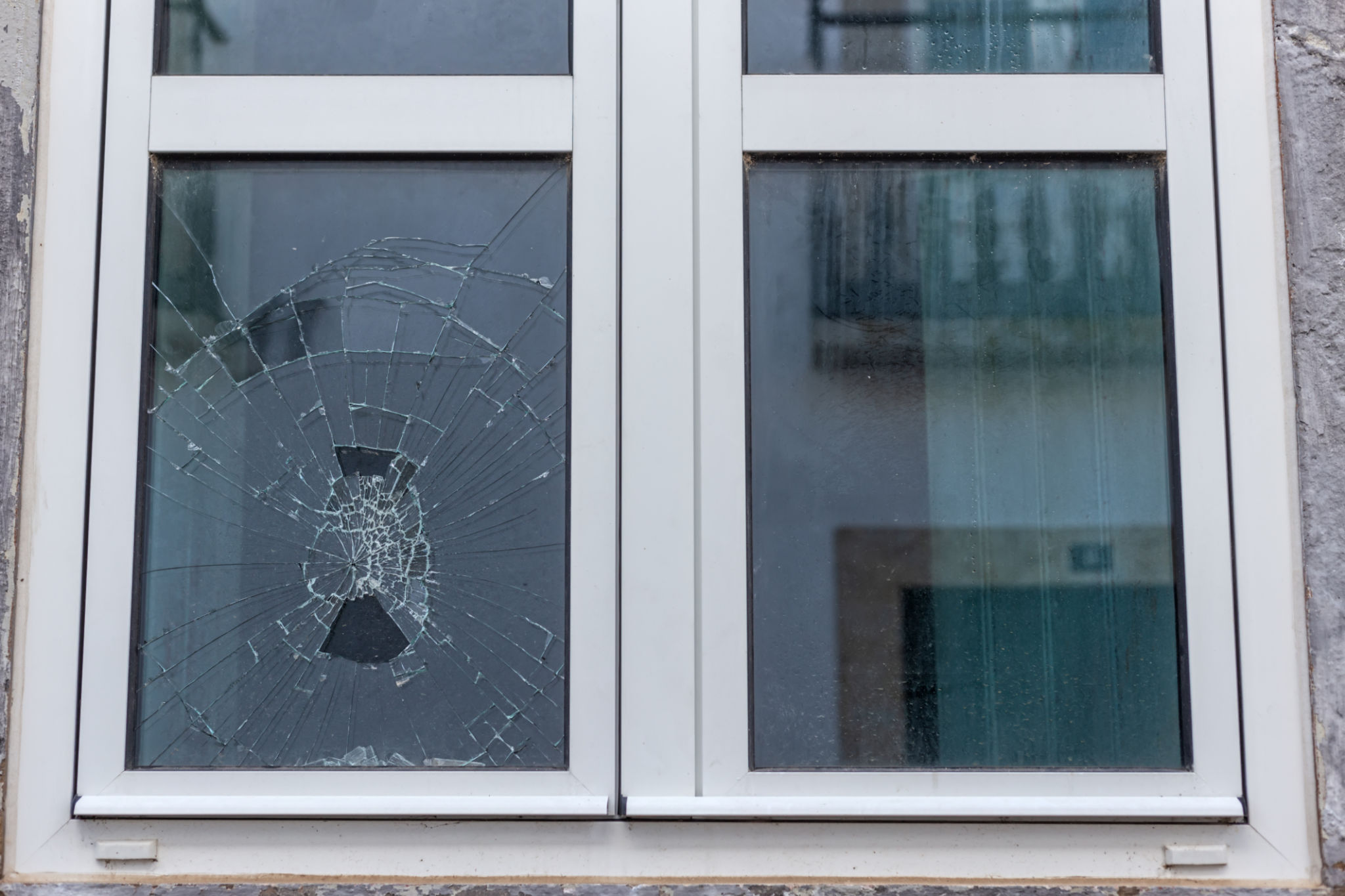 safety glass window