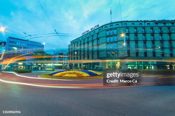 paesaggio urbano di biel bienne al mattino presto - briel foto e immagini stock