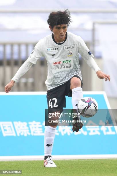 Yosuke Kashiwagi of FC Gifu in action during the J.League Meiji Yasuda J3 match between Azul Claro Numazu and FC Gifu at Ashitaka Park Stadium on...