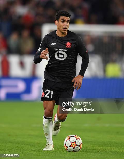 Benjamin Andre of Lille OSC controls the ball during the UEFA Champions League group G match between Sevilla FC and Lille OSC at Estadio Ramon...