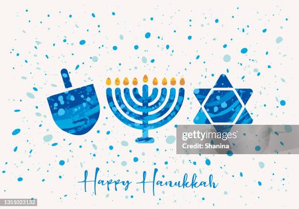 ilustraciones, imágenes clip art, dibujos animados e iconos de stock de texturas de pintura salpicadas tarjeta de felicitación hanukkah - color azul - menorah