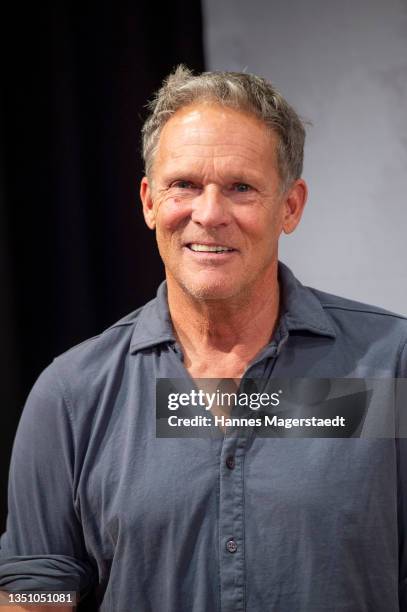 Actor Christian Tramitz poses during the "Hubert ohne Staller" Photocall at Seidlvilla on November 03, 2021 in Munich, Germany.