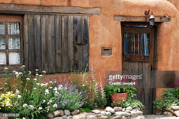 adobe home - santa fe new mexico stock pictures, royalty-free photos & images