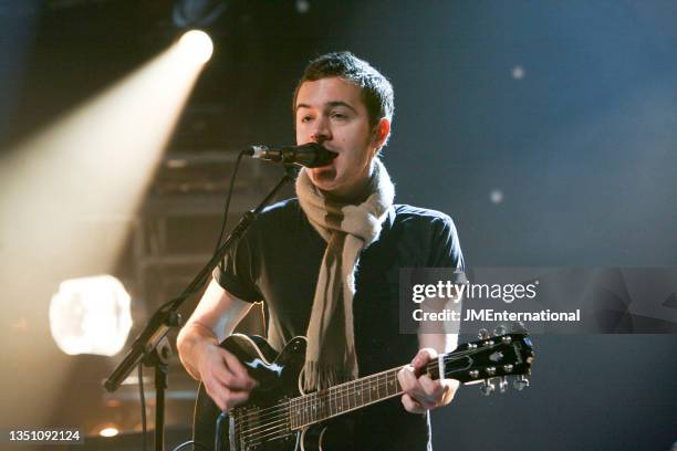 Editors, Tom Smith performs at The BRIT Awards 2008 Launch, The Roundhouse, London, 14th January 2008.