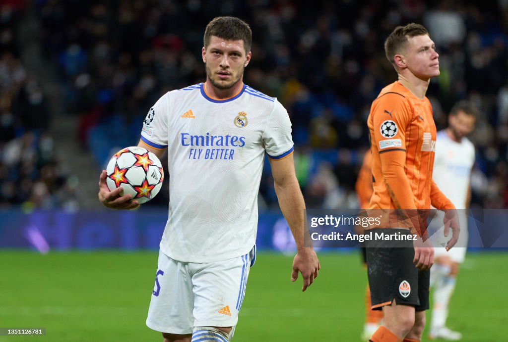 Real Madrid v Shakhtar Donetsk: Group D - UEFA Champions League