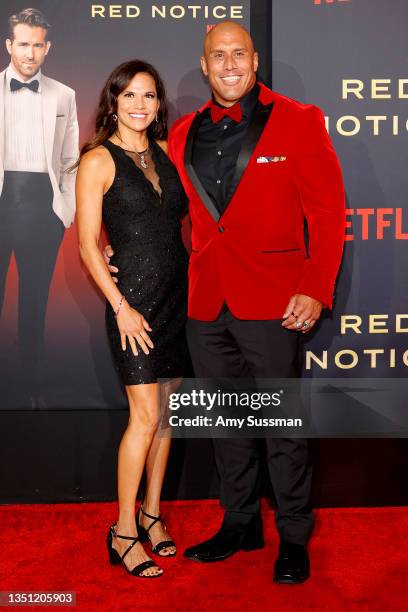 Actor Susanne Reed Tanoai Reed Photos and Premium High Res Pictures - Getty Images