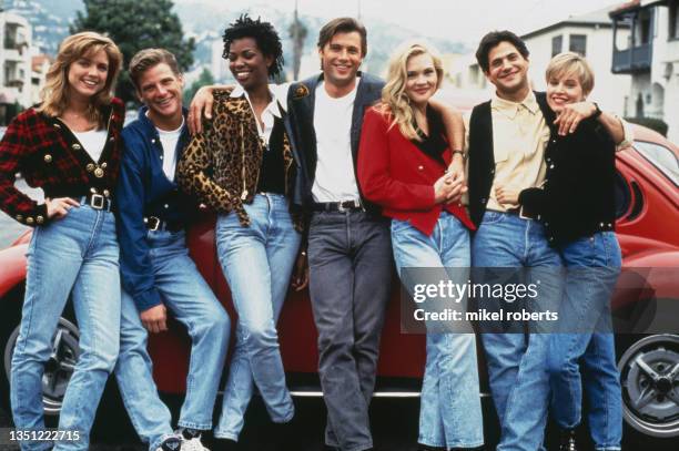 Portrait of the actors of the television series "Melrose Place", from left to right: Courtney Thorne-Smith, Doug Savant, Vanessa Williams, Grant...