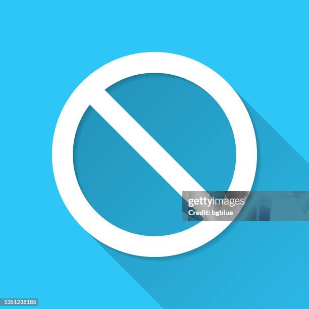 verbot. icon auf blauem hintergrund - flaches design mit langem schatten - do not enter sign stock-grafiken, -clipart, -cartoons und -symbole