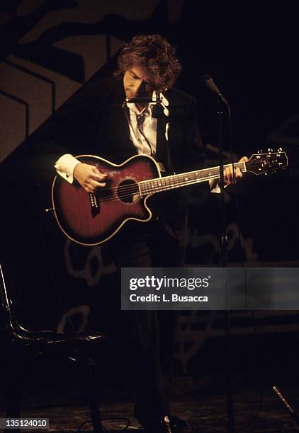 Bob Dylan during Bob Dylan in Concert - File Photos March 1987, United States.