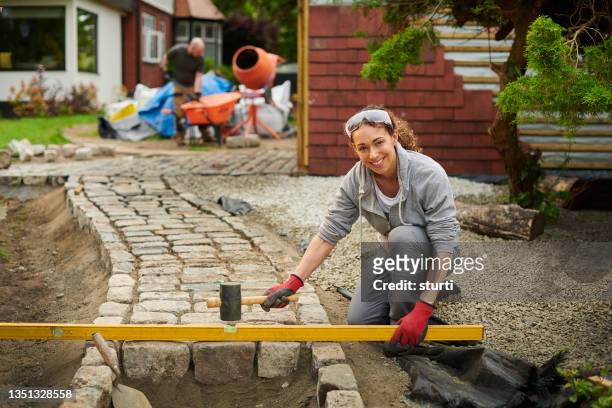 diy cobble path - landscaped stock pictures, royalty-free photos & images