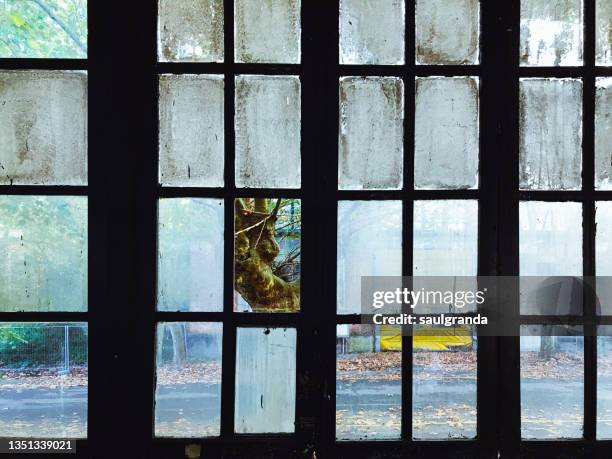 Smear On Glass Photos and Premium High Res Pictures - Getty Images