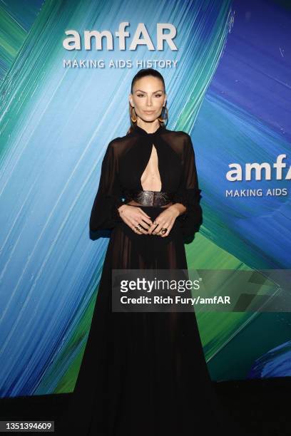 Nina Senicar attends the amfAR Gala Los Angeles 2021 honoring TikTok and Jeremy Scott at Pacific Design Center on November 04, 2021 in West...