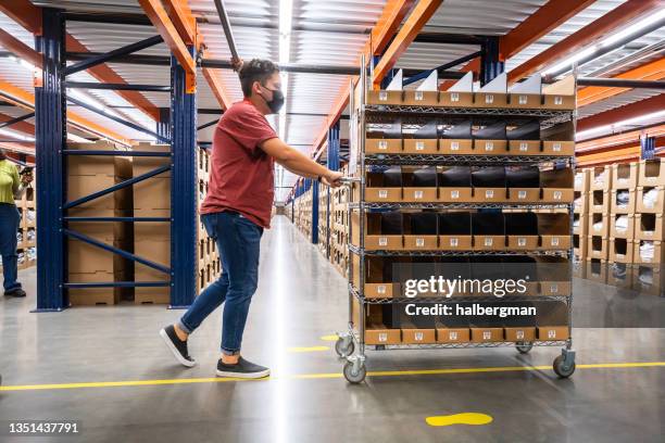 Picking 638 Warehouse Order Picking Stock Photos, High-Res Pictures, and Images ...