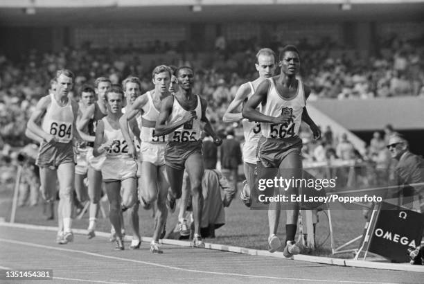 Ben Jipcho of Kenya leads Harald Norpoth of West Germany, Kip Keino of Kenya, Bodo Tummler of West Germany, Andre Dehertoghe of Belgium, John Whetton...