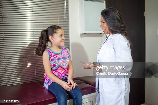 901 Schoolgirl Medical Exam Stock Photos, High-Res Pictures, and Images - Getty Images