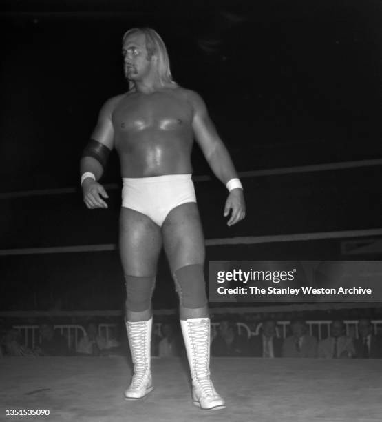 International Wrestling Title event featuring Hulk Hogan and Andre Giant. Pictured here is Hulk Hogan in the ring during there match in Montreal,...