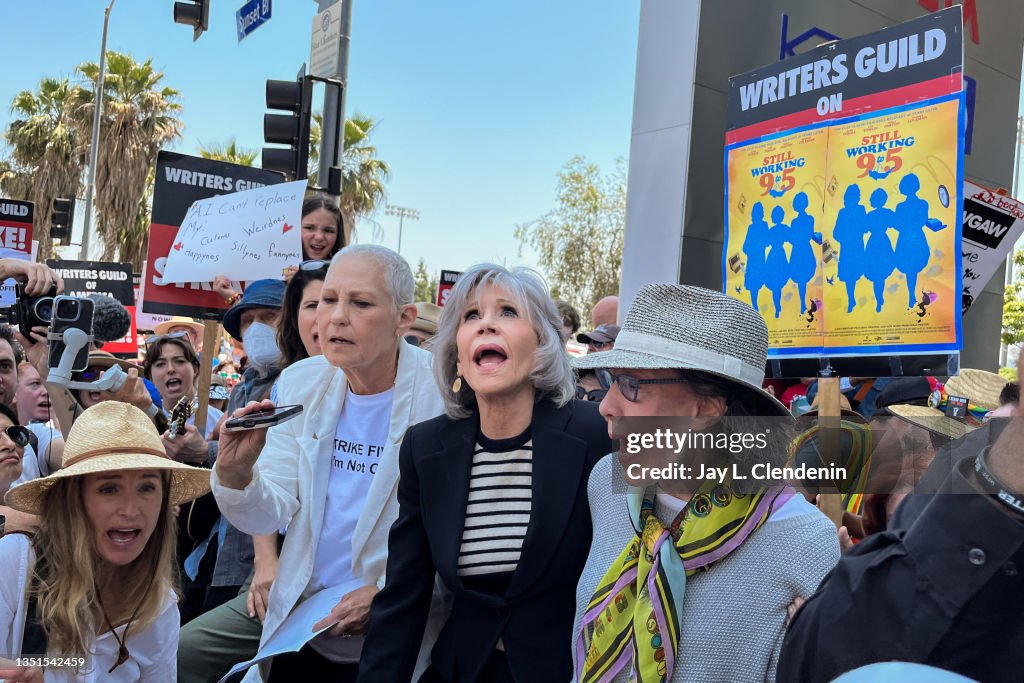 Jane Fonda and Lily Tomlin speak at WGA strike in front of Netflix HQ