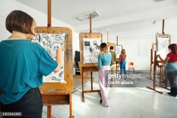 highschool art class - classroom wide angle stock pictures, royalty-free photos & images