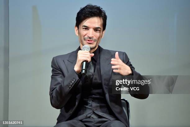 Shogen 305 Yomiuri Hall Photos & High Res Pictures - Getty Images