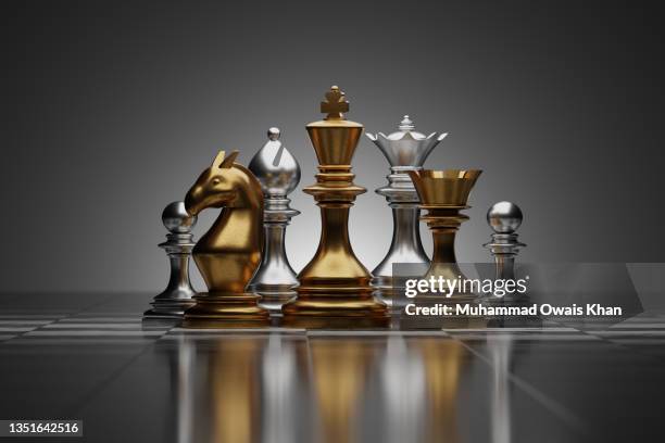 chess pieces - デイフェンス ストックフォトと画像