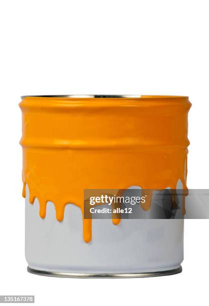 farbdose-orange - farbeimer freisteller stock-fotos und bilder