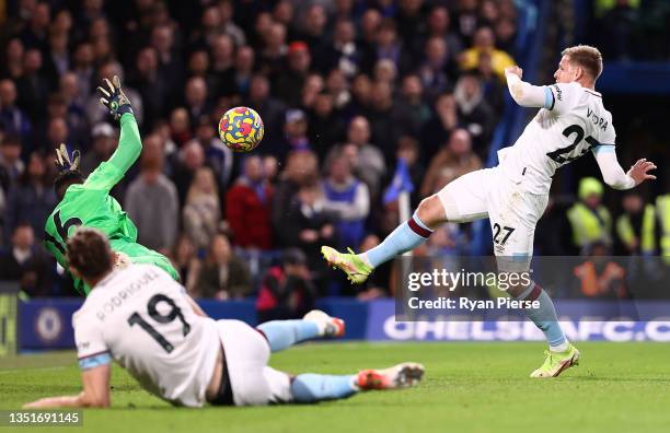 Matej Vydra of Burnley scores their team's first goal during the Premier League match between Chelsea and Burnley at Stamford Bridge on November 06,...