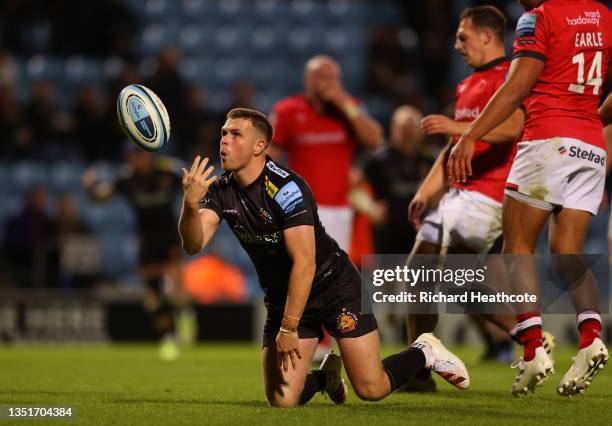 Joe Simmonds of Exeter goes over to score their first try during the Gallagher Premiership Rugby match between Exeter Chiefs and Newcastle Falcons at...