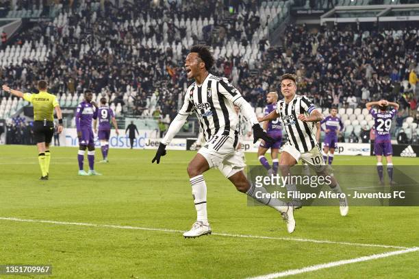 Juan Cuadrado of Juventus celebrates after scoring his team's first goal during the Serie A match between Juventus FC and ACF Fiorentina at Allianz...