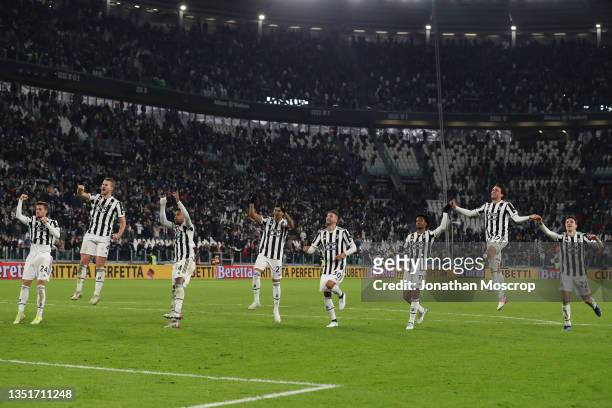 Juventus players celebrate following the final whistle of the Serie A match between Juventus FC and ACF Fiorentina at Allianz Stadium on November 06,...